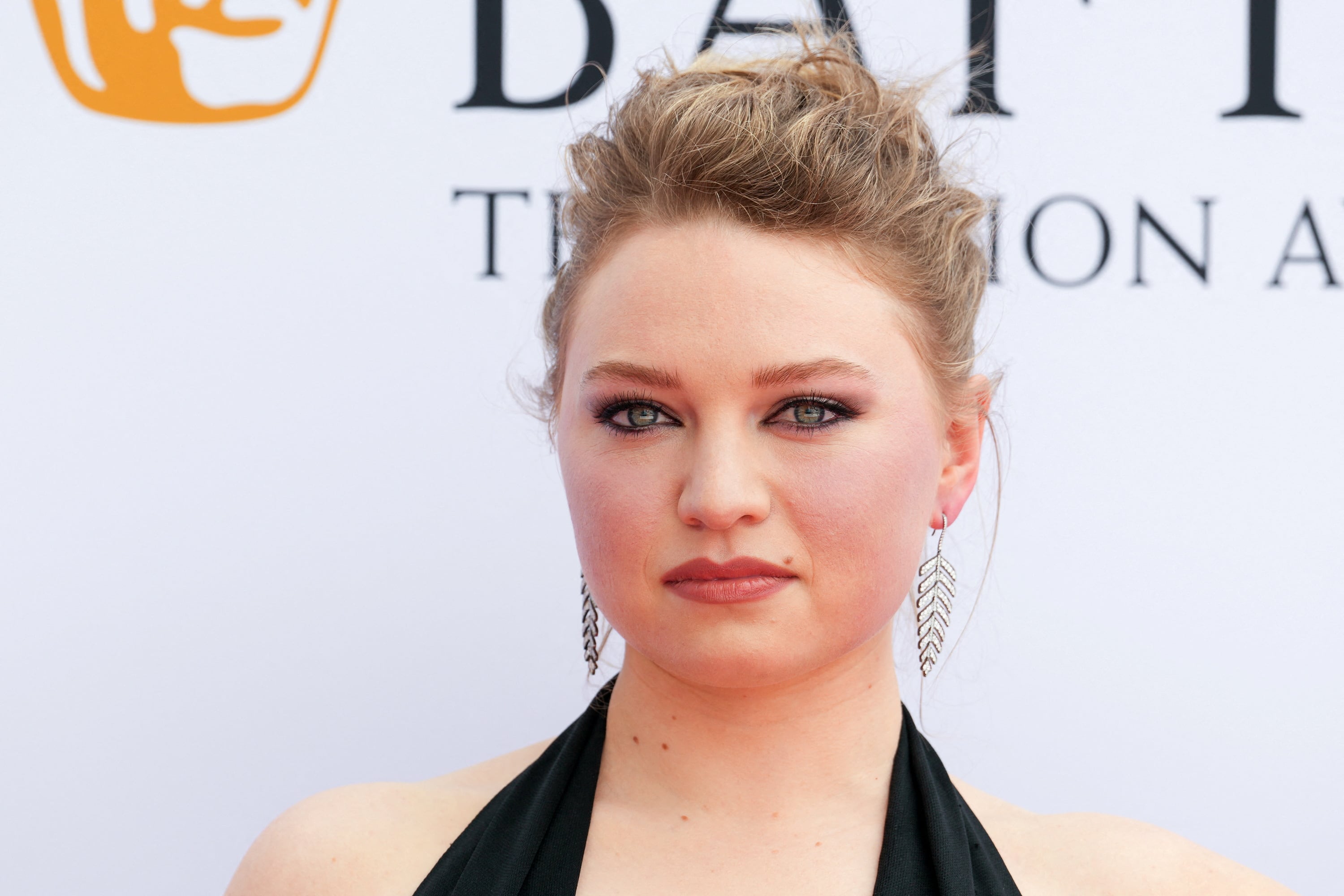 Mia Threapleton busca construir una carrera única, alejándose del legado de su madre, Kate Winslet (REUTERS/Maja Smiejkowska)