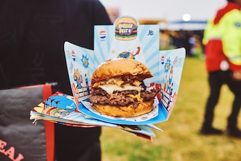Este impulso también se evidencia en su evolución reciente: en el último año, el consumo de hamburguesas creció en torno a 30%.