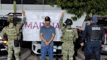 Marina captura a operador financiero