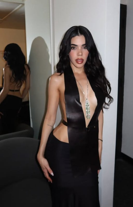 Desde finales de junio, la cantante quedó en el centro de una polémica con Belinda y Danna tras una entrevista de la primera en Vogue Latinoamérica, donde declaró que “en México nunca se han juntado dos pop stars para hacer música, a veces los egos están muy por arriba del talento”. (Kenia Os/Instagram)
