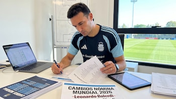 El detalle en el reglamento del Mundial que abrió especulaciones sobre los cambios en la lista de la selección argentina
