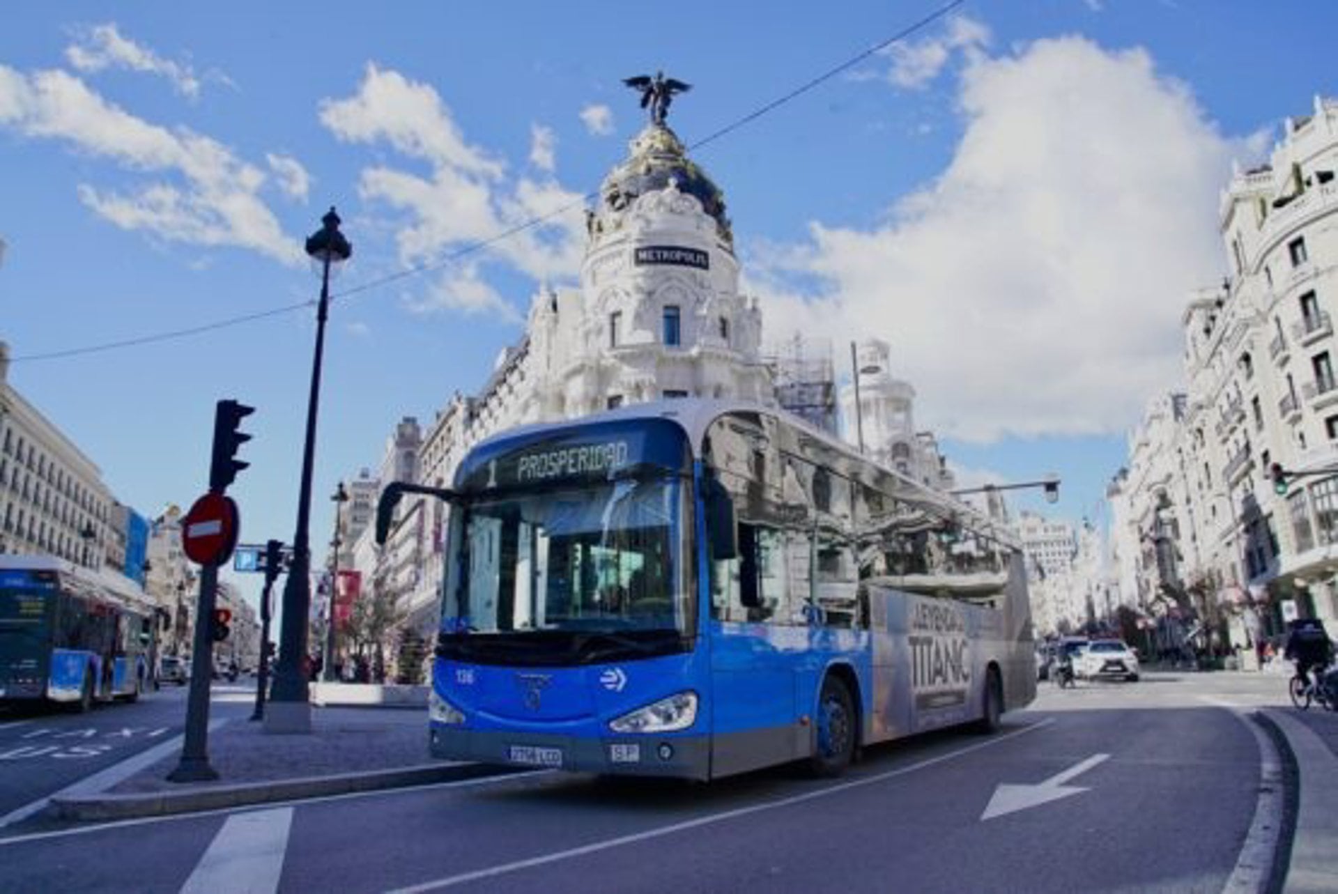 09/10/2026 Autobús de EMT ehículos en Gran Vía con calle AlcaláPOLITICA AYUNTAMIENTO DE MADRID