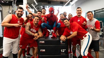 Los Diablos vivieron un fin de semana temático con Spider-Man como invitado, entre inflables, decoraciones y dinámicas para la serie contra el Águila de Veracruz. (Instagram/@diablosrojosmx)