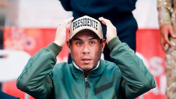 Dimite la mano derecha del