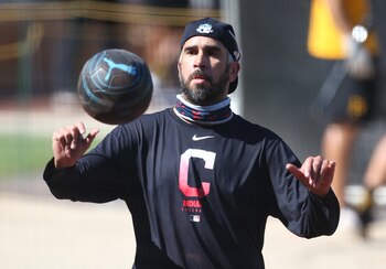 Pérez inició su carrera en