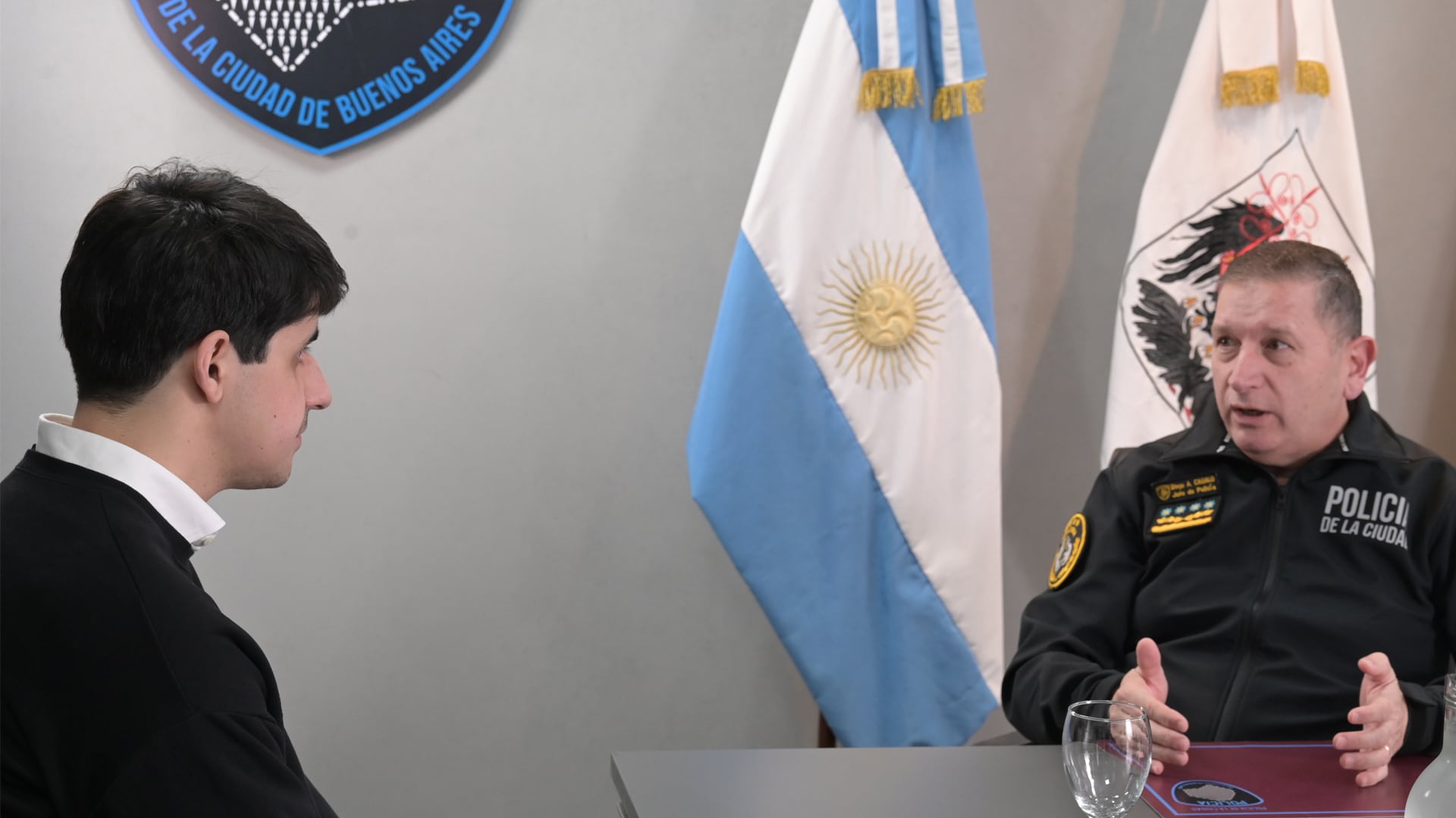 En conversación con DEF, Diego Casaló, jefe de la Policía de la Ciudad de Buenos Aires, analizó abordó las nuevas dinámicas criminales y la agenda de seguridad (Fotos: Fernando Calzada)