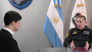 En conversación con DEF, Diego Casaló, jefe de la Policía de la Ciudad de Buenos Aires, analizó abordó las nuevas dinámicas criminales y la agenda de seguridad (Fotos: Fernando Calzada)