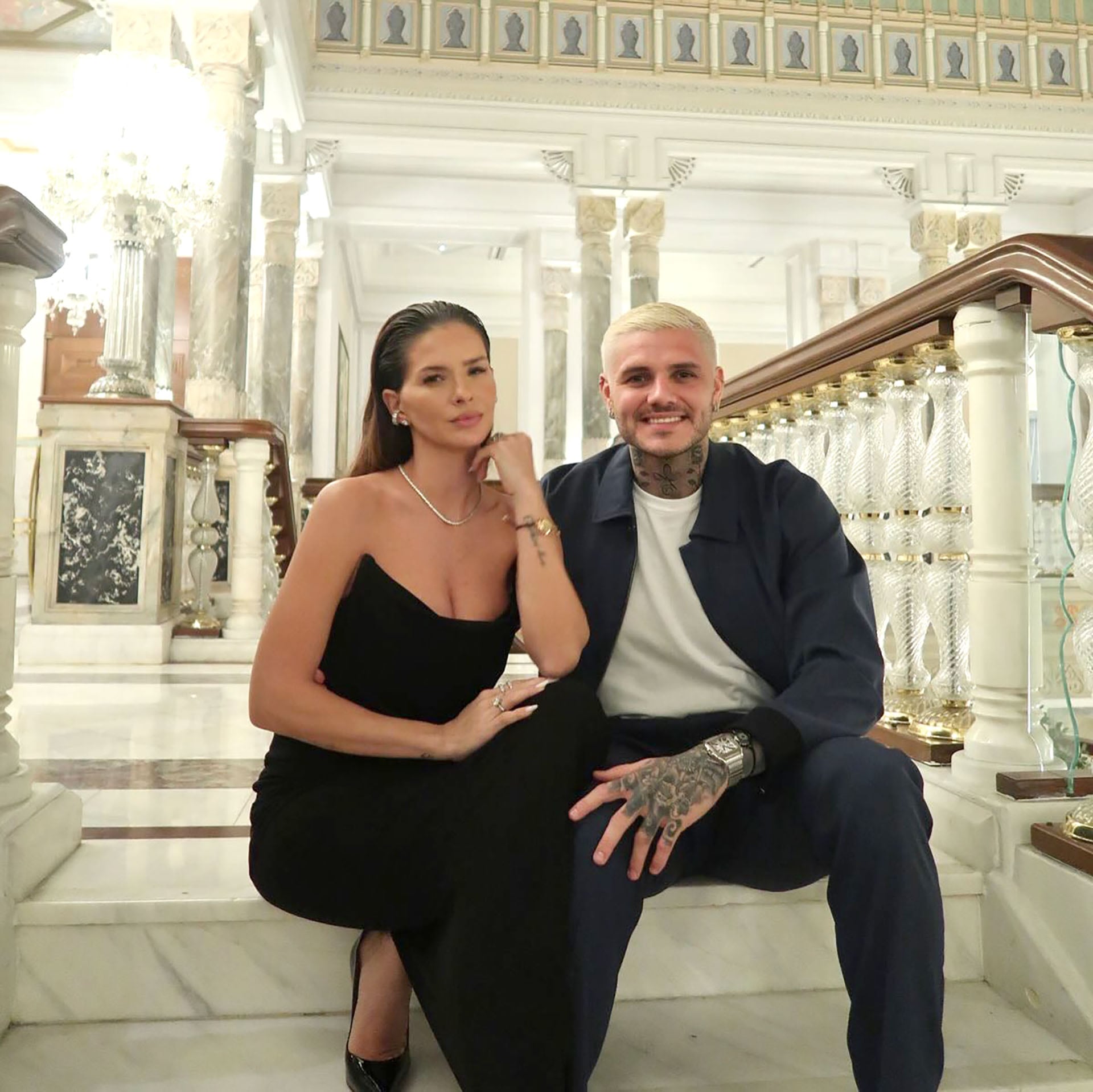 “Gracias mi amor por hacer de este día algo tan especial, por tanto amor y por convertir cada instante en único. Te Amo @sangrejaponesa”, escribió Mauro Icardi a la China Suárez en Instagram