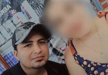 Mientras su hermano Jhon Fernández