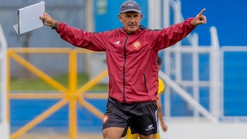 Los Chankas desmienten versiones sobre incumplimiento de licencia de su DT Walter Paolella: ”No se ha generado sanción deportiva”