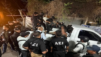 Detienen a cinco personas con armas largas y metanfetamina en Oaxaca