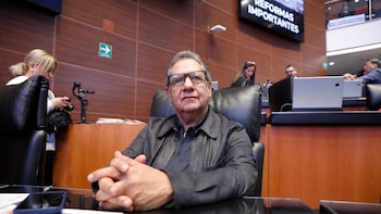 Higinio Martínez se queda con la Presidencia del Senado: Morena lo respalda por unanimidad