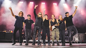 Maná hace historia y se convierte en la primera banda de rock latino en encabezar el Ohana Fest, de la mano de Pearl Jam