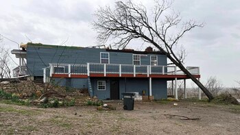 El tornado EF-2 en Arkansas