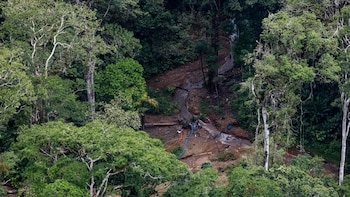 Autoridades panameñas arrestaron a 21 colombianos por presunta minería ilegal de oro en el Darién