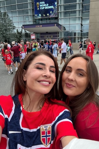 Rafaela Pimenta explica que su estrategia busca exponer a sus representados a experiencias que trascienden la cancha. (Instagram)