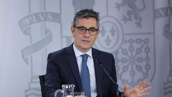 Bolaños dice no tener una "bola de cristal" para saber si Iván Redondo volverá a Moncloa: su prioridad es su empresa