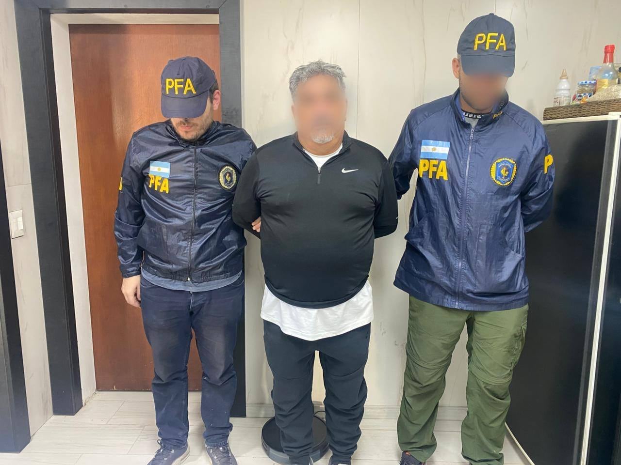 La Policía Federal Argentina detuvo al distribuidor de alimentos en Los Cardales, Exaltación de la Cruz, en el marco de una operación. (Policía Federal Argentina)