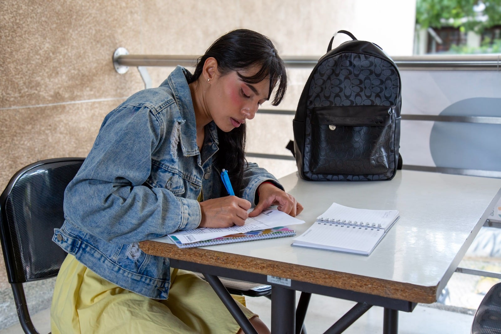 La modificación al Decreto 032 de 2023 permite adjudicar 4.000 cupos adicionales por semestre en instituciones públicas - crédito Alcaldía de Medellín