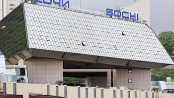 Rusia suspende operaciones en trece aeropuertos del sur tras un ataque con drones de Ucrania