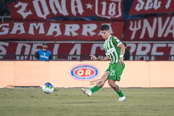 Atlético Nacional sigue perdiendo con América de Cali 1-0 una edición más del clásico del fútbol profesional colombiano - crédito Atlético Nacional