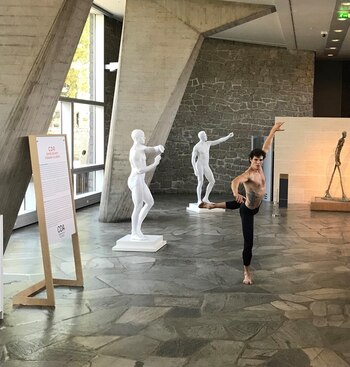 (FB: inmemoryofmeparis)