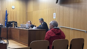 Condenado a un año de