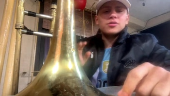 “El trombón me salvó la vida”: Joaquín Agüero y el festejo viral que colapsó el túnel de Caseros tras la victoria argentina