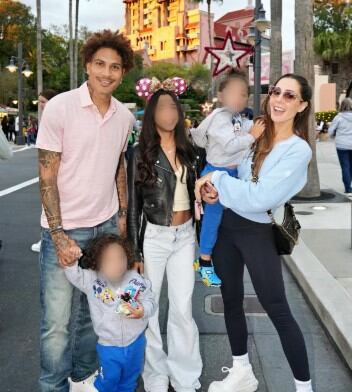 Ana Paula Consorte y Paolo Guerrero desatan rumores de matrimonio tras viaje familiar a Disney. Infobae Perú / Captura: IG