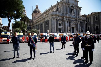 El alcalde de Catania Salvo