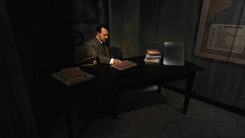 Una figura de cera de Adolf Hitler, en el museo de cera Madame Tussaud de Berlín, lo representa en su búnker poco antes del fin de la Segunda Guerra Mundial (AFP/Archivos - John MacDougall)