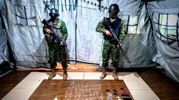 Las autoridades también hallaron 43