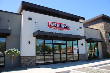 Papa Murphy’s cerrará entre 45 y 50 tiendas en Estados Unidos en un plazo de seis a nueve meses por la caída de ventas y la competencia en el negocio de la pizza (Papa Murphy's Franchise)