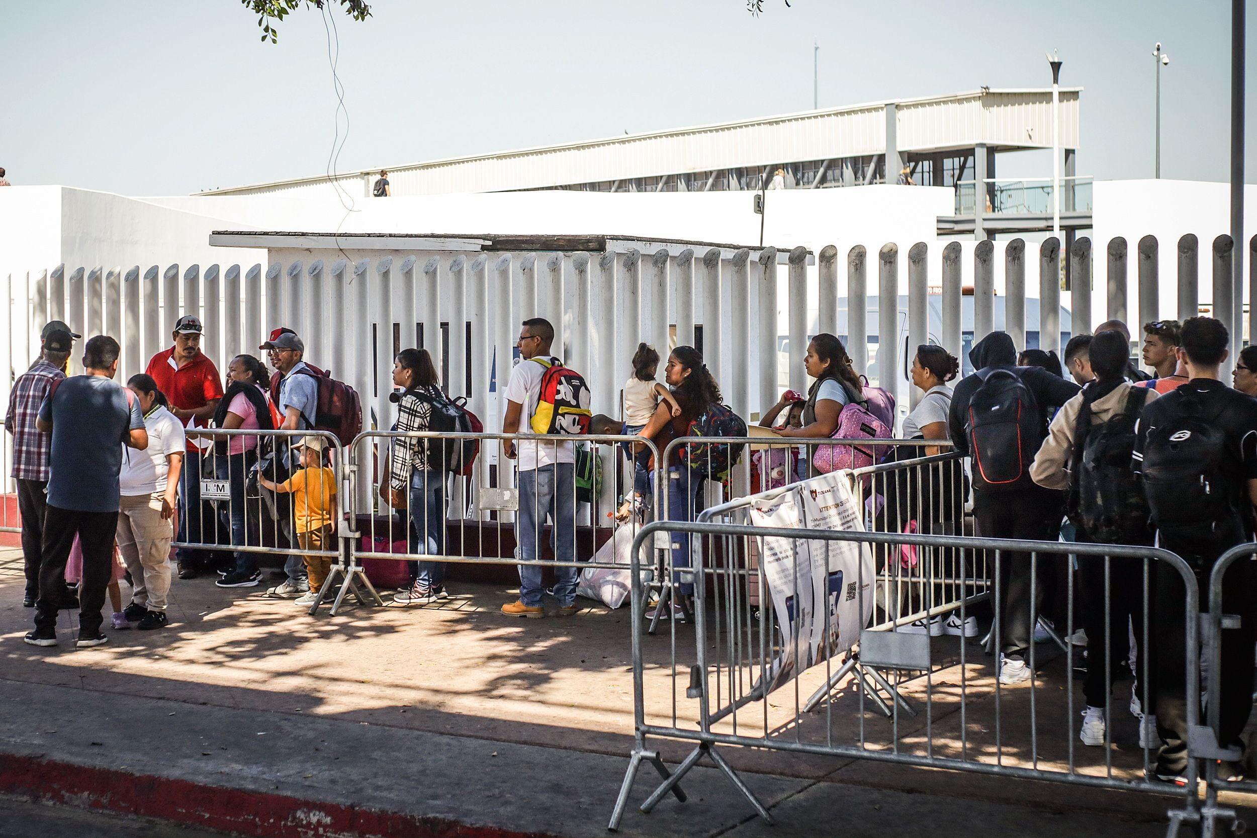 El cruce de Tijuana y San Diego es la frontera más transitada del mundo (EFE)