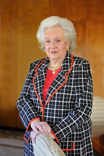 La infanta Pilar de Borbón,