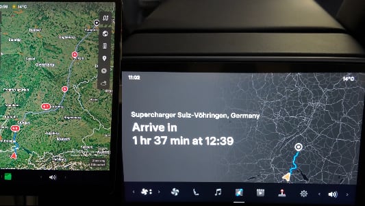 El mapa interactivo convierte los asientos traseros en espacios de navegación dinámica. (X: @sergiumogan)