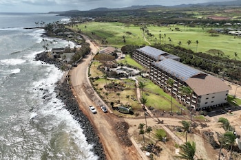 El Gobierno de Hawái pidió a los viajeros con planes de ir a Kauai que confirmen vuelos y alojamientos antes de viajar después del huracán Lowell. (Nathan Eagle/Honolulu Civil Beat vía AP)