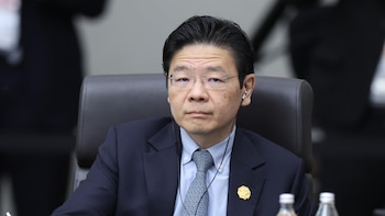 El primer ministro destituye al