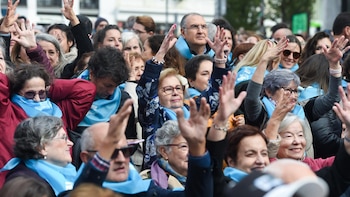 Personas sordas piden garantizar que la lengua de signos pueda elegirse como optativa en colegios e institutos