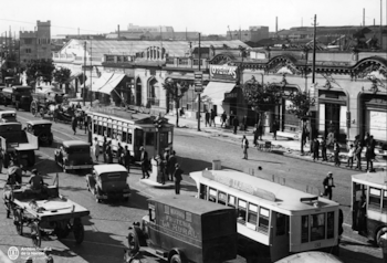 La Avenida Mitre, Avellaneda, "invertida"