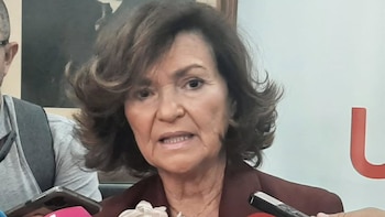 Carmen Calvo reprocha que Aldama se convierta en "modelo ético" y siente "dolor" por la condena a un exministro del PSOE