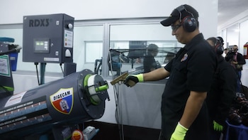 Gobierno de Guatemala inaugura un laboratorio de huella balística para digitalizar registros de armas en Ciudad de Guatemala