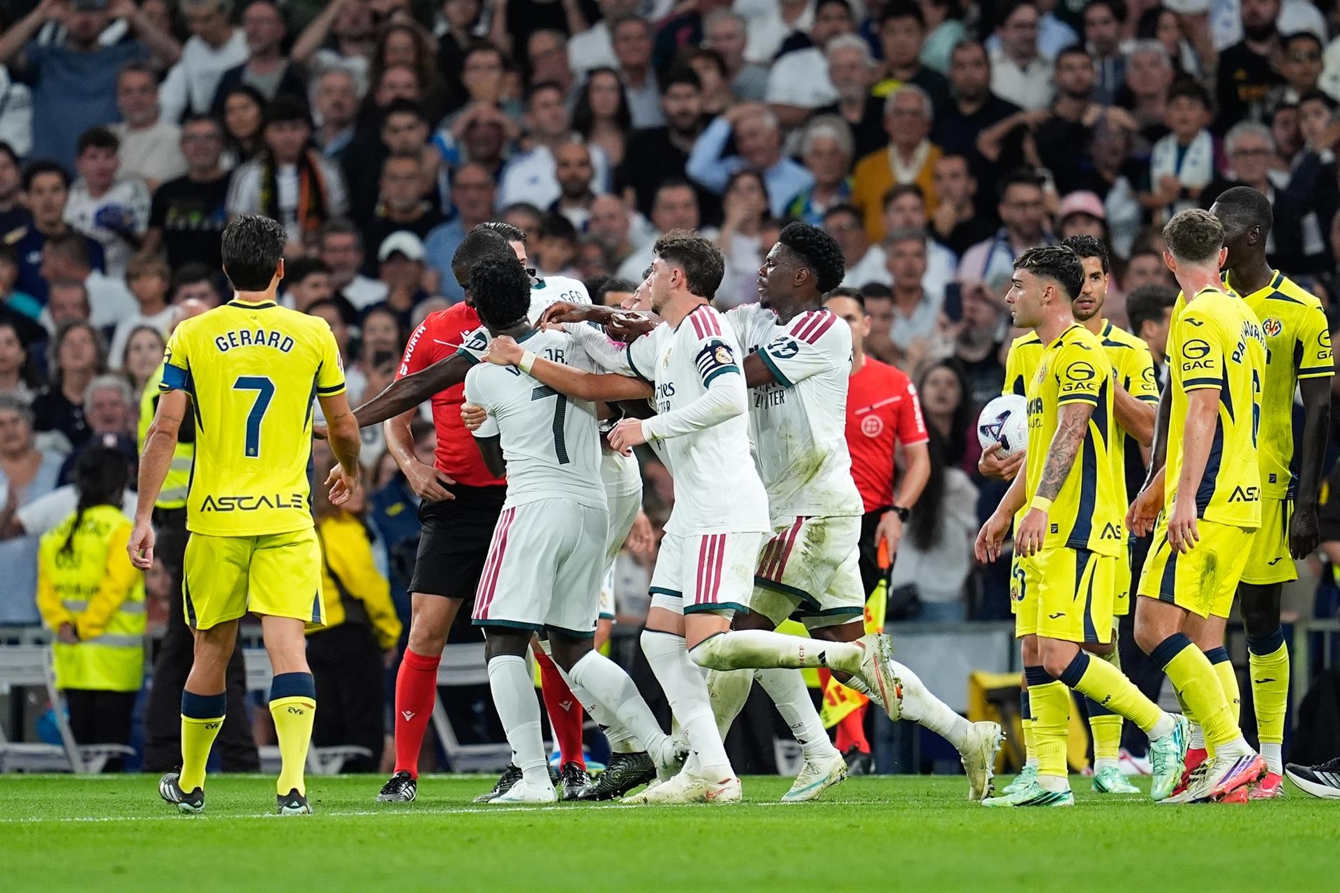 Apelación mantiene la sanción de cuatro partidos a Vinícius