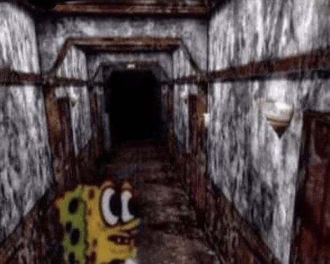 La imagen de Bob Esponja en un pasillo lúgubre, estilo
