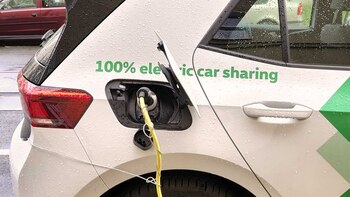 Autos EV subsidiados