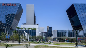 Empresas enfrentan un país macroeconómicamente