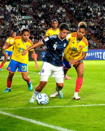 El conjunto de Germán Portanova lidera la tabla de la Liga de Naciones con 14 puntos
(X: @Argentina)