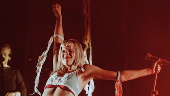 Aurora lleva a cines su