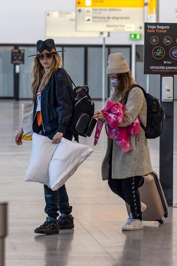 Celebrities Cara Delevingne