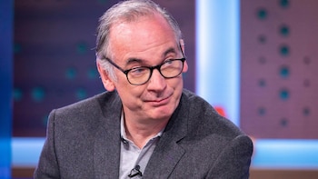 Paul Ritter (Shutterstock)